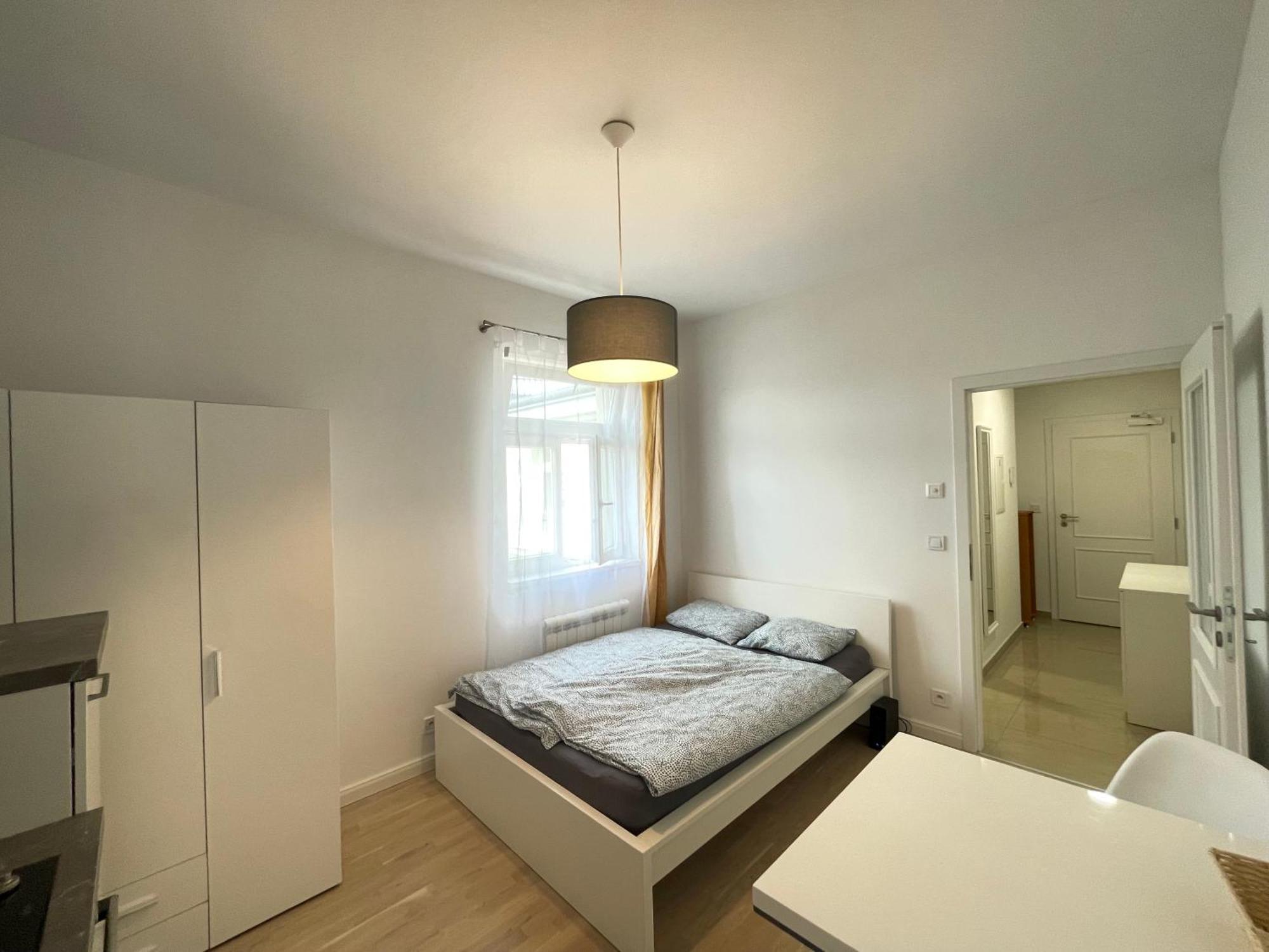 Wash Apartment On Metro Prague 1 エクステリア 写真